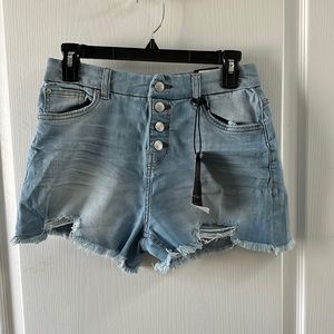 High Rise Destructed Curvy Mom Cutoff Shorts